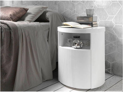 Bedside table with 1 niche and 1 door, lacquered wood, Meublita - Dessert color